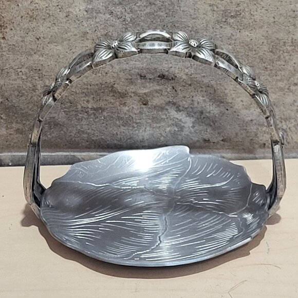 Hand Wrought Hammered Aluminum Basket Coaster Caddy - Picture 1 of 9